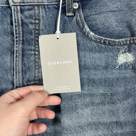 NWT Everlane Women’s The Relaxed 90’s Denim Shorts in Blue Size 30 - Picture 10 of 14